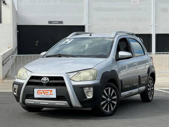 TOYOTA ETIOS CROSS 1.5 16V FLEX 4P MANUAL TOYOTA ETIOS CROSS 1.5 16V FLEX 4P MANUAL